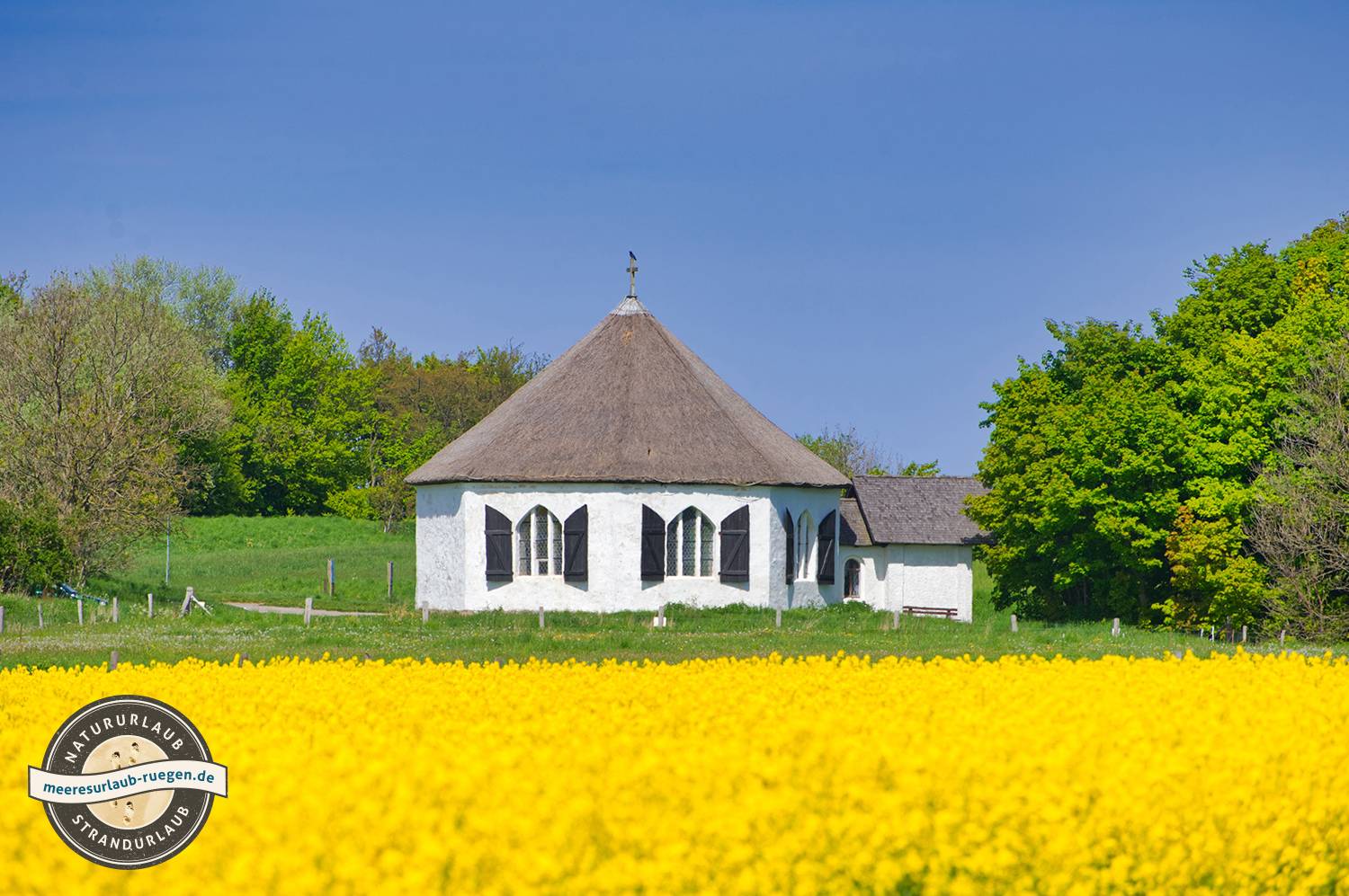Fotospots auf Rügen: Die Uferkapelle in Vitt